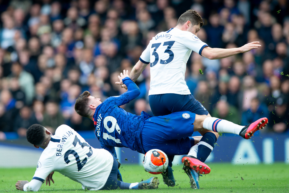 包含赛地聚焦：欧冠今晚热度飙升，底特律活塞回应争议，赛场秩序良好，医务组通报恢复的词条-牛牛娱乐平台
